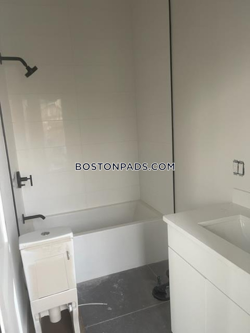 BOSTON - ALLSTON - 1 Bed, 1 Bath - Image 18
