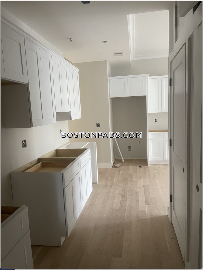 BOSTON - ALLSTON - 5 Beds, 2 Baths - Image 5