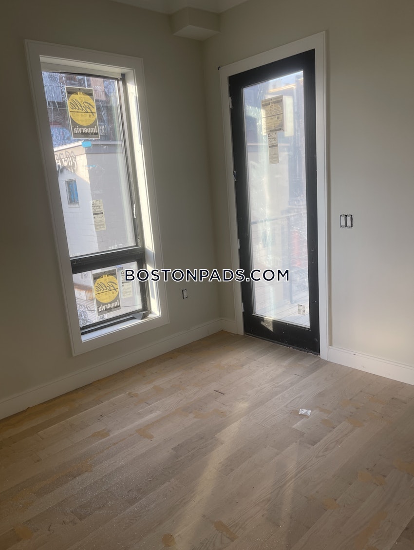 BOSTON - ALLSTON - 4 Beds, 3 Baths - Image 8