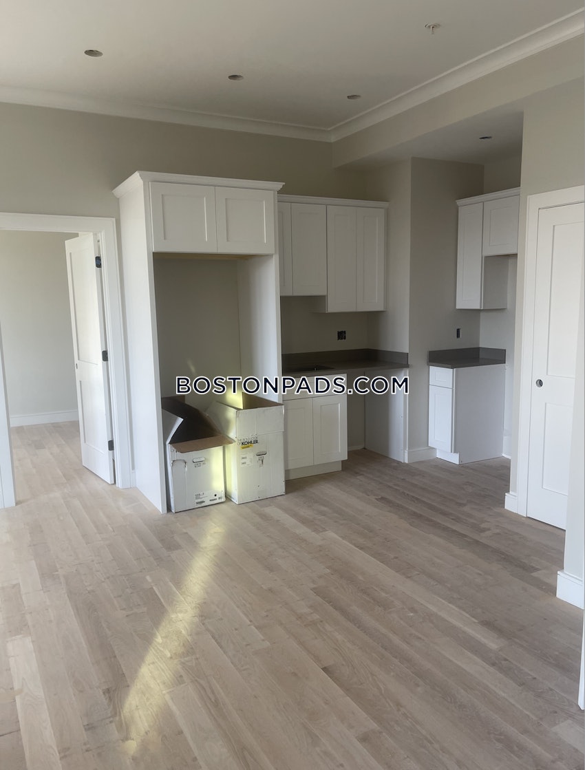 BOSTON - ALLSTON - 4 Beds, 3 Baths - Image 6