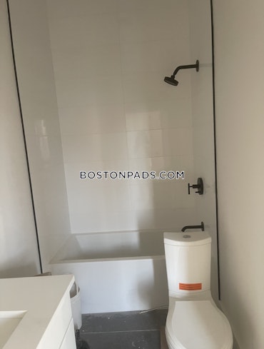 Boston - 4 Beds, 2 Baths