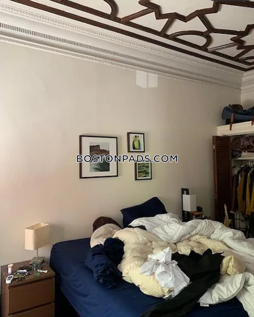 BOSTON - FENWAY/KENMORE - 1 Bed, 1 Bath - Image 5