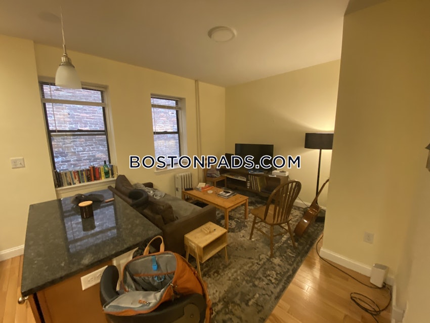 BOSTON - BEACON HILL - 1 Bed, 1 Bath - Image 1