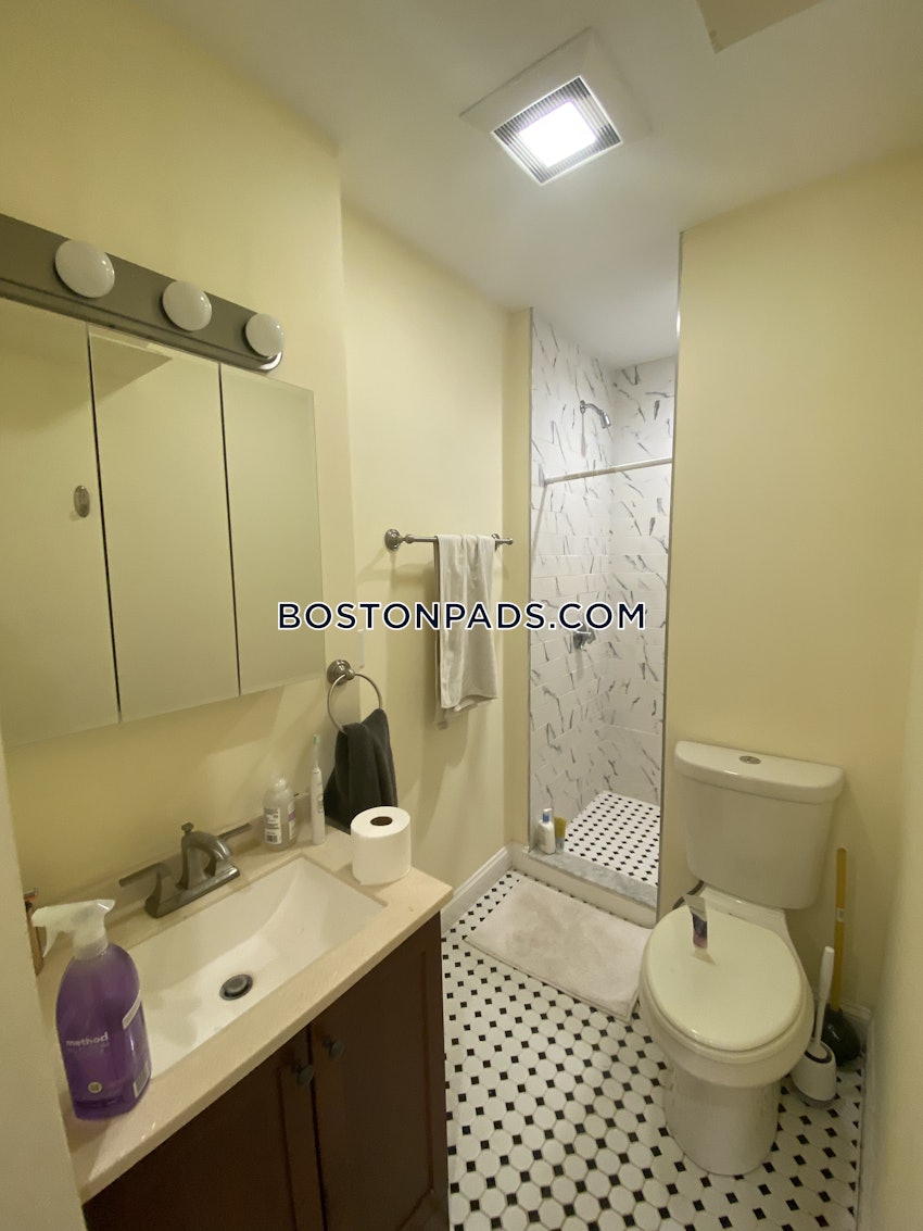 BOSTON - BEACON HILL - 1 Bed, 1 Bath - Image 8