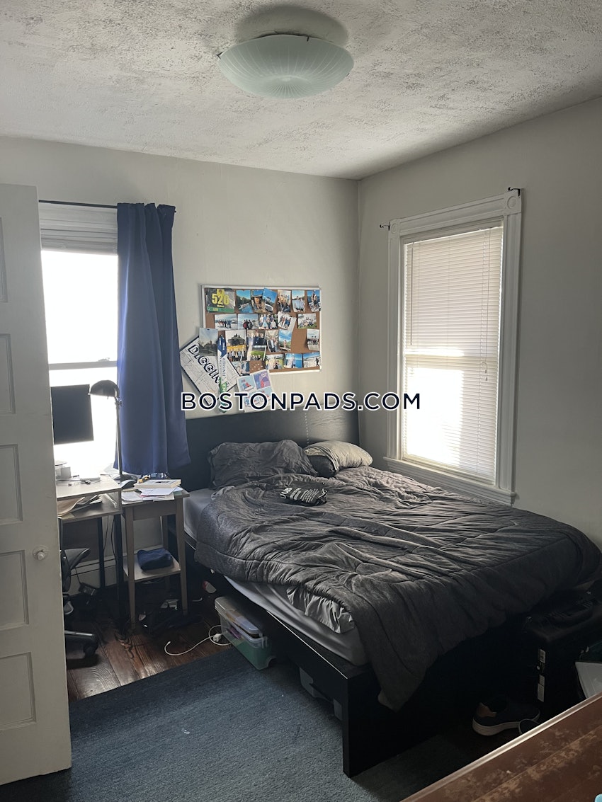 CAMBRIDGE - CENTRAL SQUARE/CAMBRIDGEPORT - 3 Beds, 1 Bath - Image 6