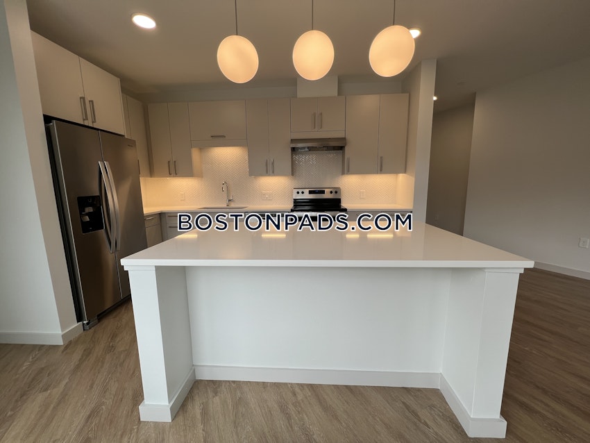 WALTHAM - 3 Beds, 2 Baths - Image 19