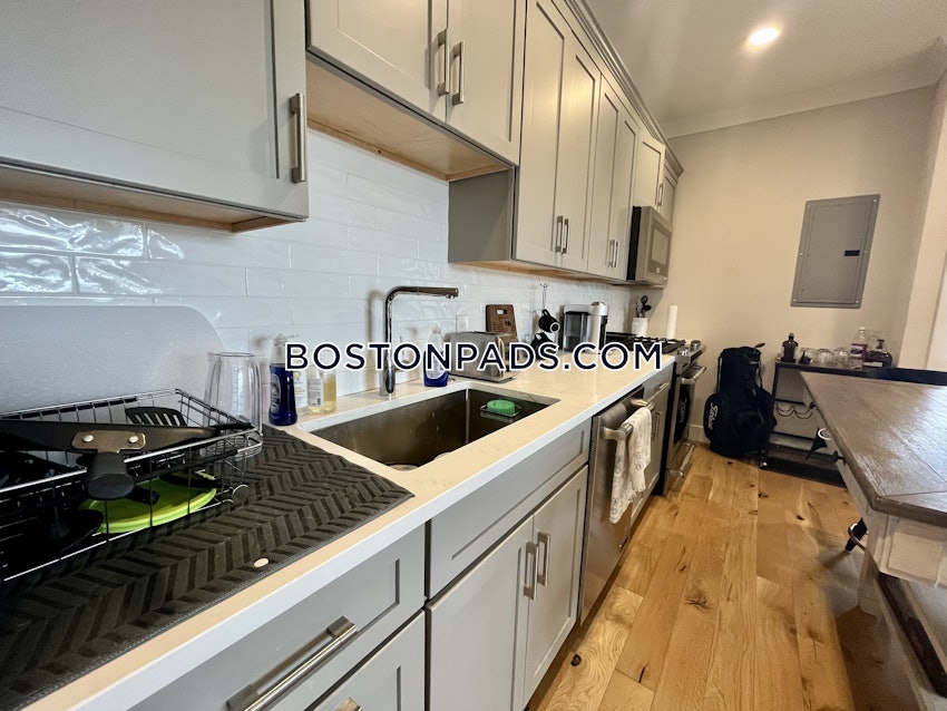 BOSTON - EAST BOSTON - JEFFRIES POINT - 1 Bed, 1 Bath - Image 4