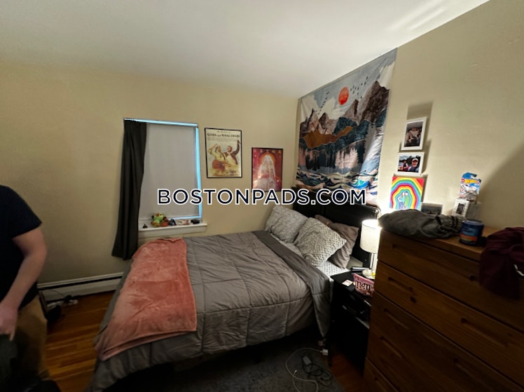 Chiswick Rd., Boston