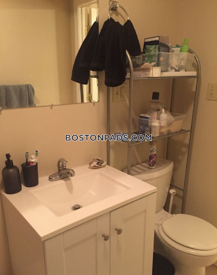 BOSTON - ALLSTON - 4 Beds, 2 Baths - Image 5