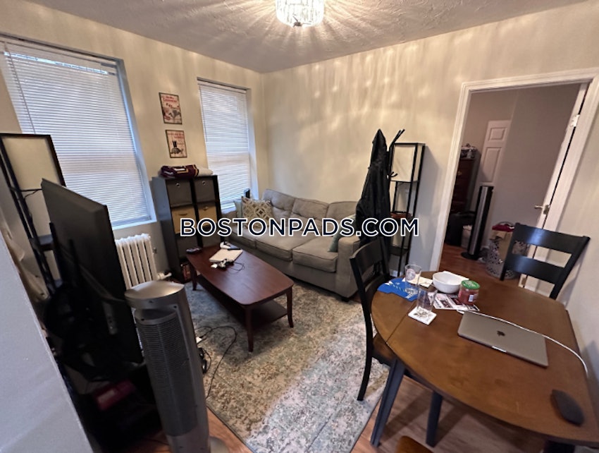 BOSTON - NORTH END - 2 Beds, 1 Bath - Image 1