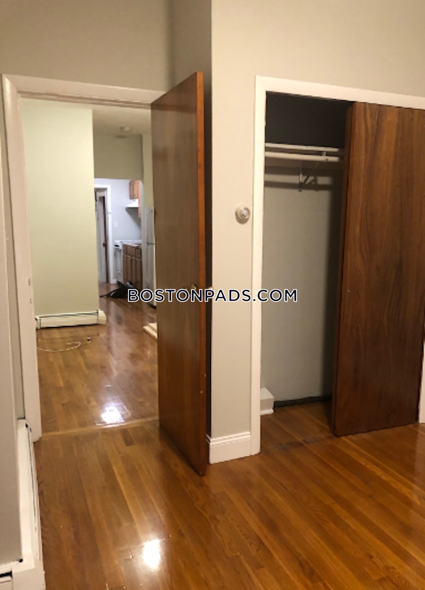 BOSTON - NORTH END - 1 Bed, 1 Bath - Image 9