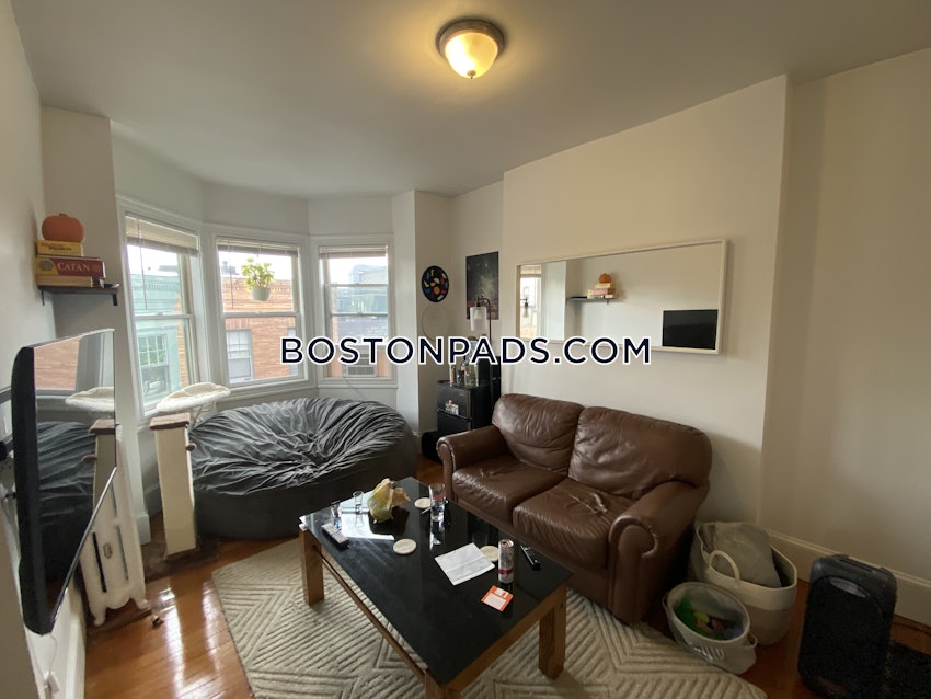 BOSTON - BEACON HILL - 3 Beds, 1 Bath - Image 1