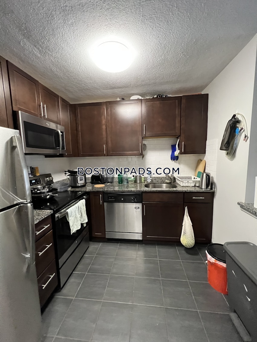 WATERTOWN - 1 Bed, 1 Bath - Image 2