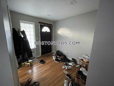 Boston - 3 Beds, 1 Baths