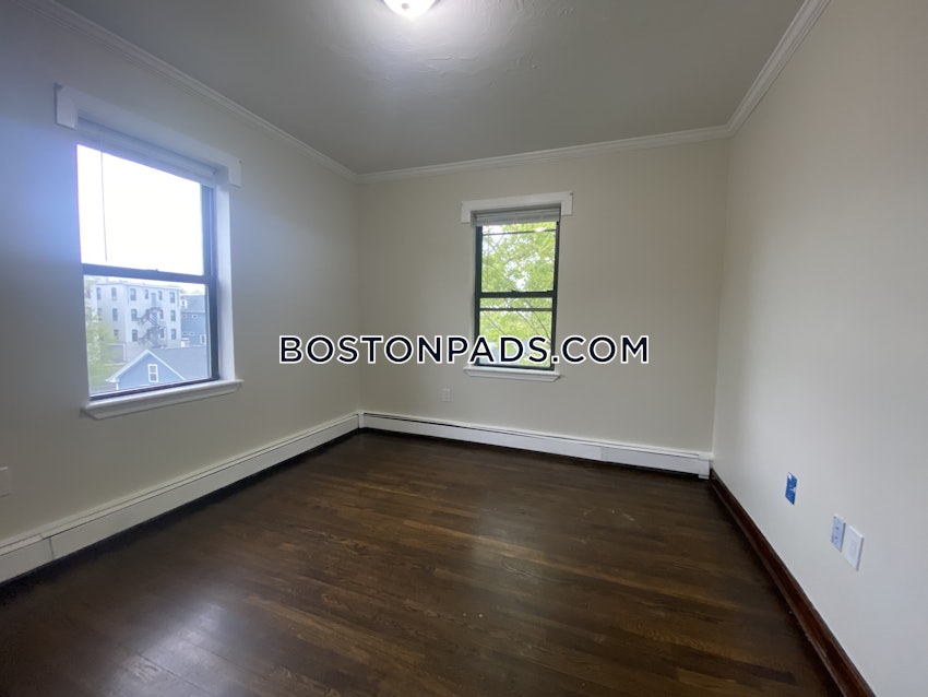 BOSTON - ROXBURY - 4 Beds, 1.5 Baths - Image 51