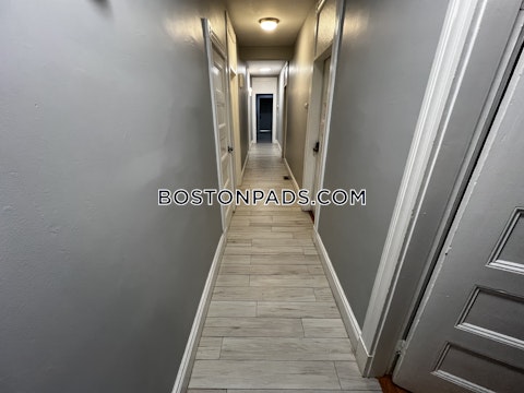 Story St. Cambridge photo 34