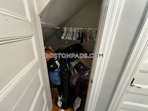 Story St. Cambridge photo 31