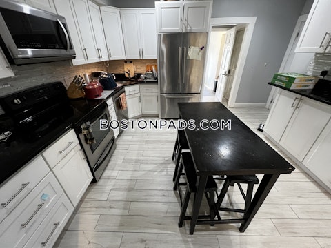 Story St. Cambridge photo 6