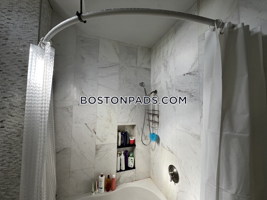 CAMBRIDGE - HARVARD SQUARE - 5 Beds, 2 Baths - Image 51