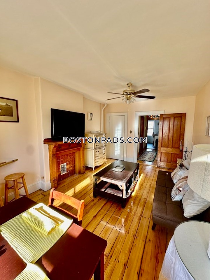 back-bay-apartment-for-rent-1-bedroom-1-bath-boston-3500-8012761 
