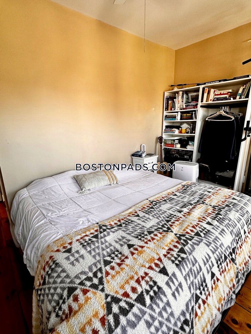 BOSTON - WEST ROXBURY - 2 Beds, 1 Bath - Image 7