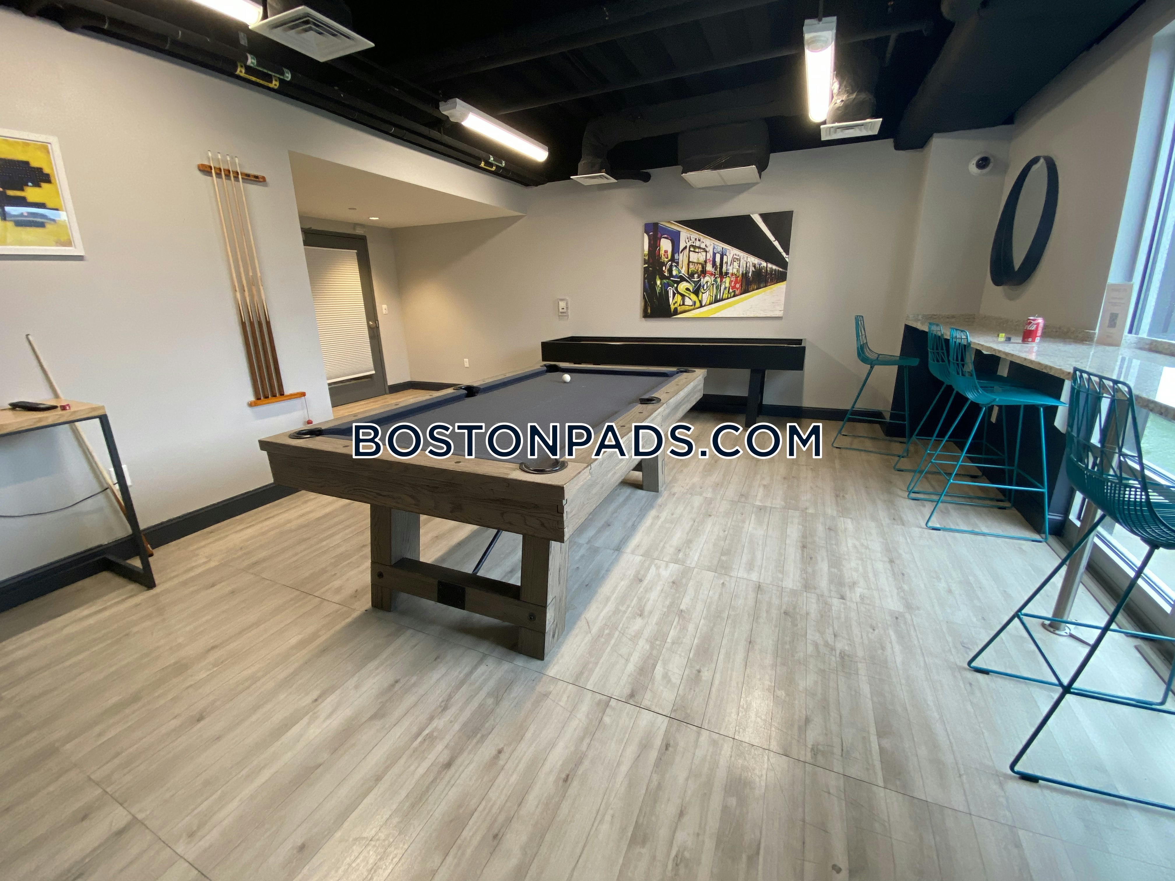 Boston - 3 Beds, 1 Baths
