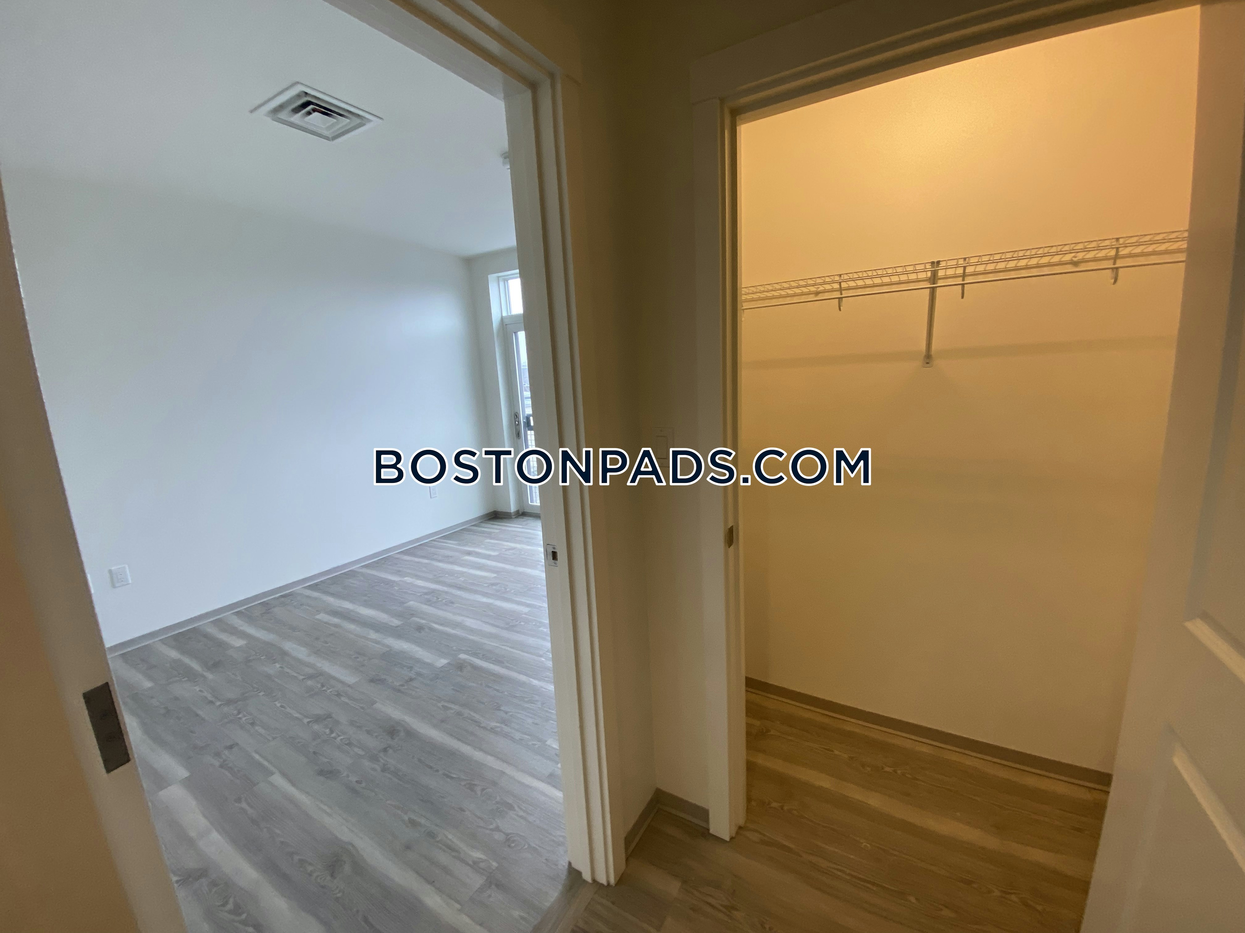Boston - 3 Beds, 1 Baths