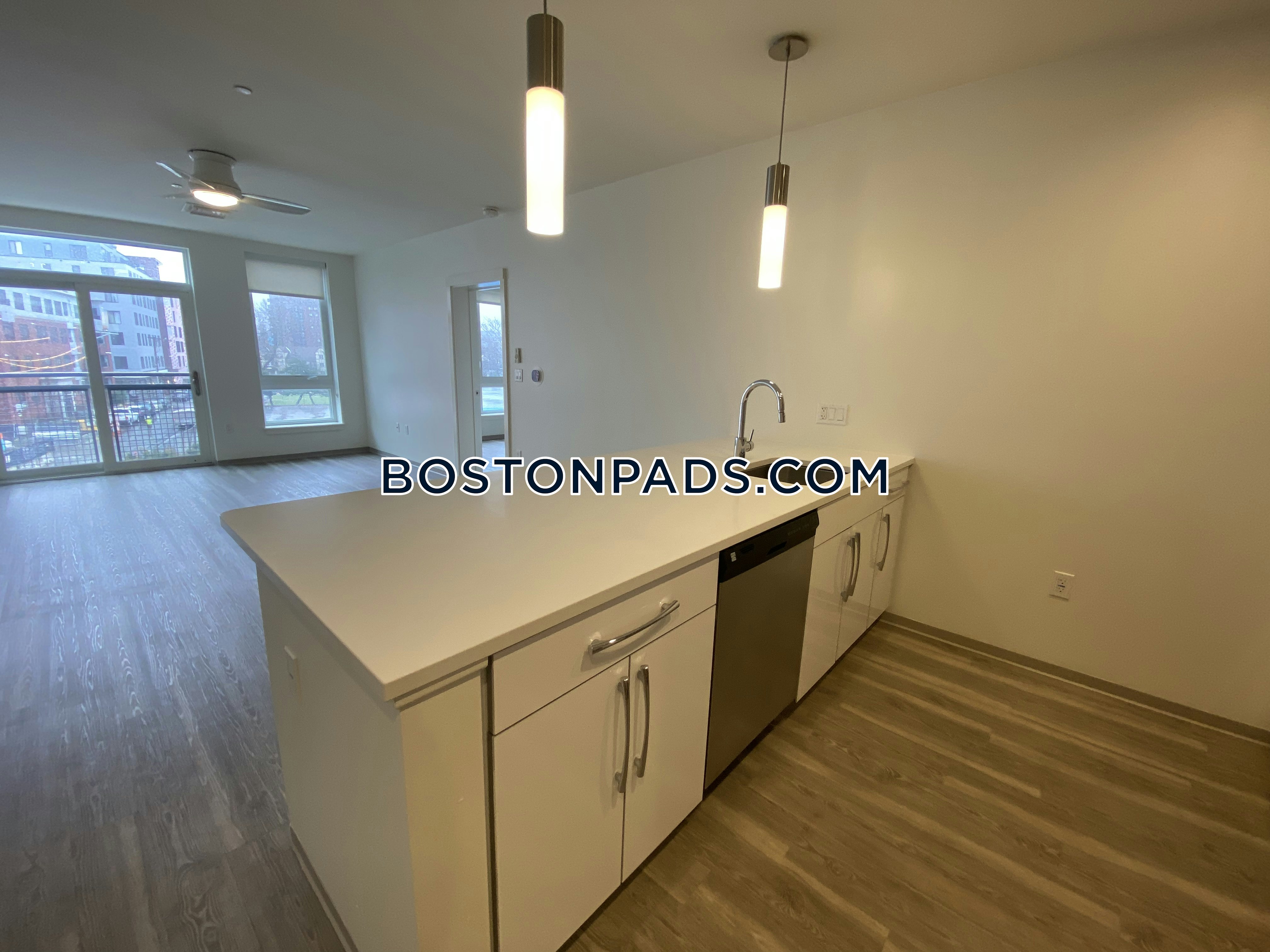 Boston - 3 Beds, 1 Baths
