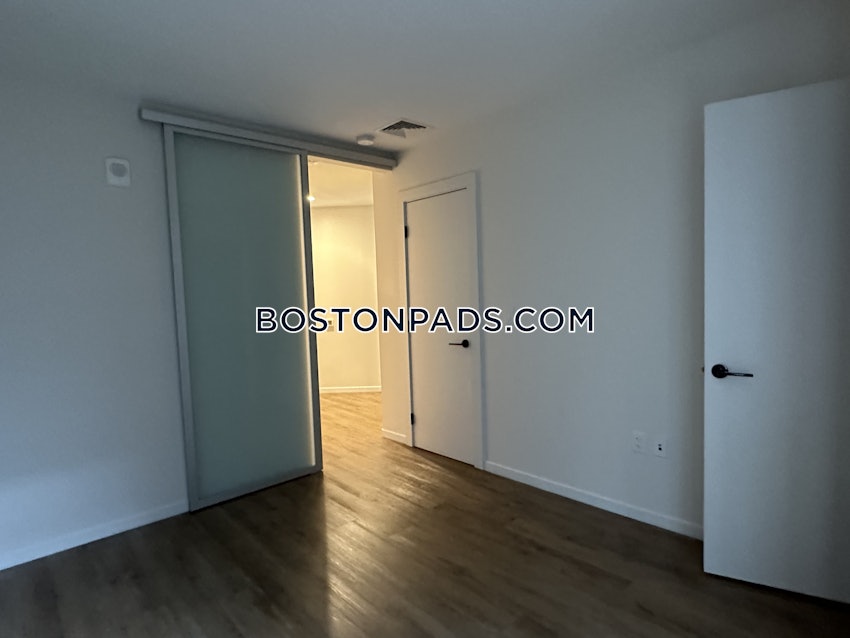 BOSTON - SEAPORT/WATERFRONT - 2 Beds, 2 Baths - Image 18