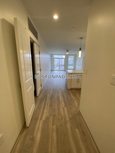 Boston - 3 Beds, 2 Baths