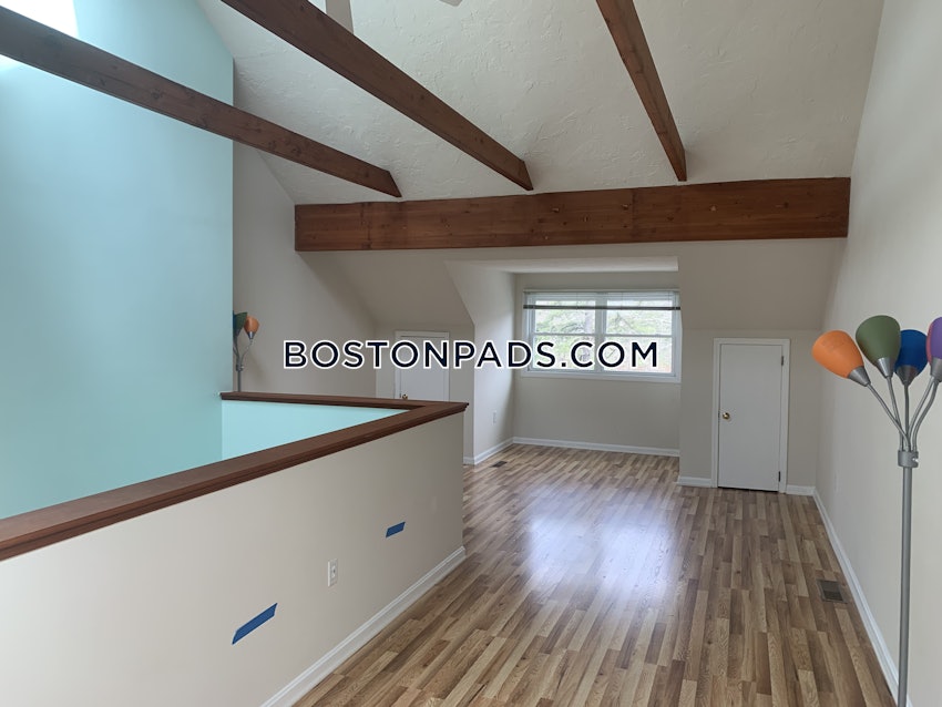 BOSTON - WEST ROXBURY - 2 Beds, 2.5 Baths - Image 11