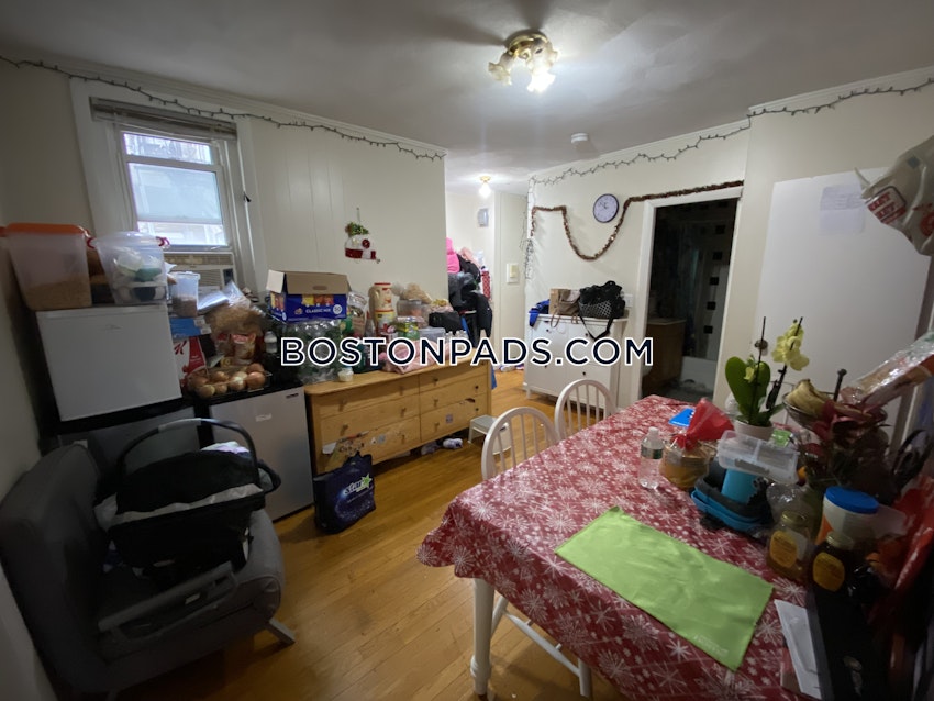 BOSTON - ALLSTON/BRIGHTON BORDER - 2 Beds, 1 Bath - Image 11