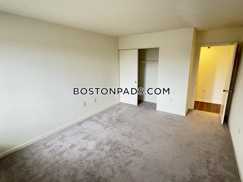 QUINCY - QUINCY CENTER - 1 Bed, 1 Bath - Image 2