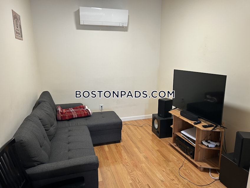 Boston - $3,500+ /month