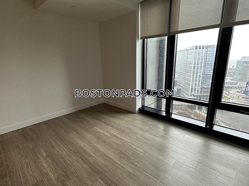 BOSTON - SEAPORT/WATERFRONT - 2 Beds, 1 Bath - Image 57