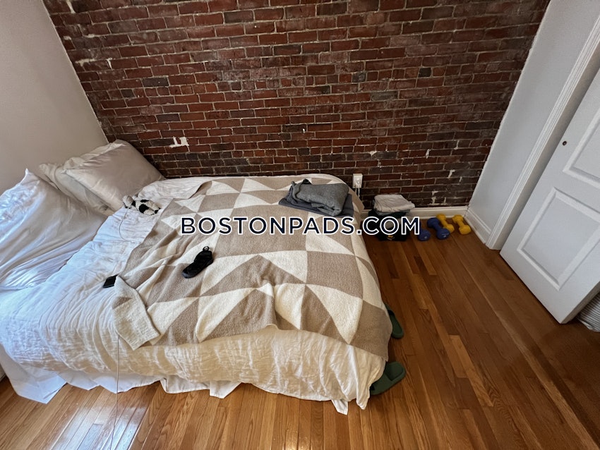 BOSTON - NORTH END - 2 Beds, 1 Bath - Image 27