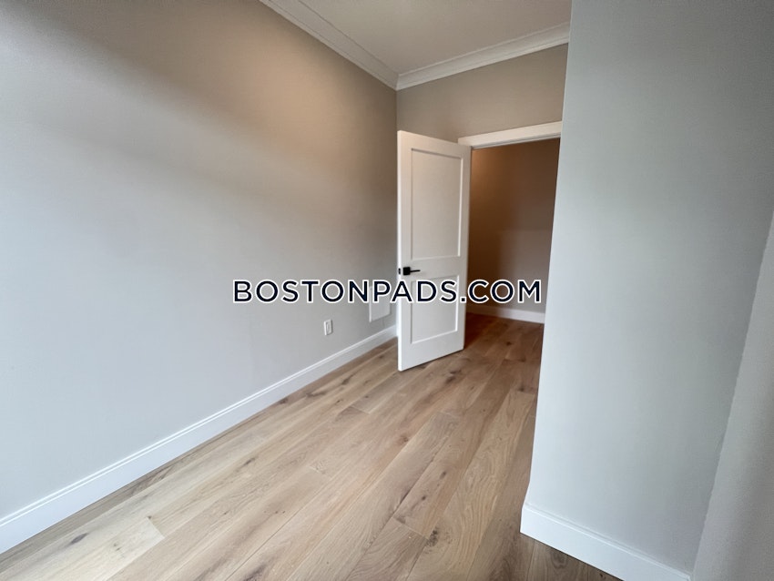 BOSTON - ALLSTON - 5 Beds, 3 Baths - Image 15