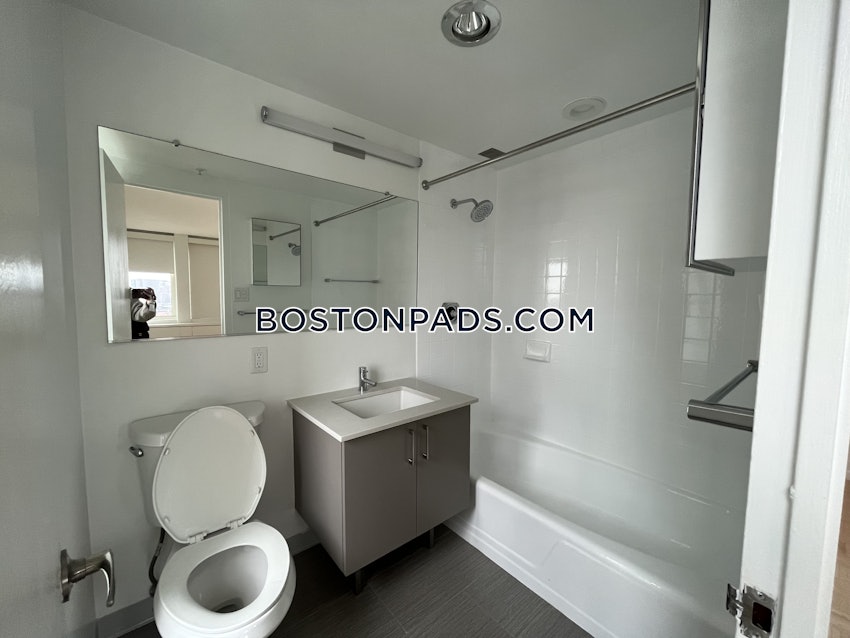 BOSTON - BACK BAY - 2 Beds, 2 Baths - Image 10