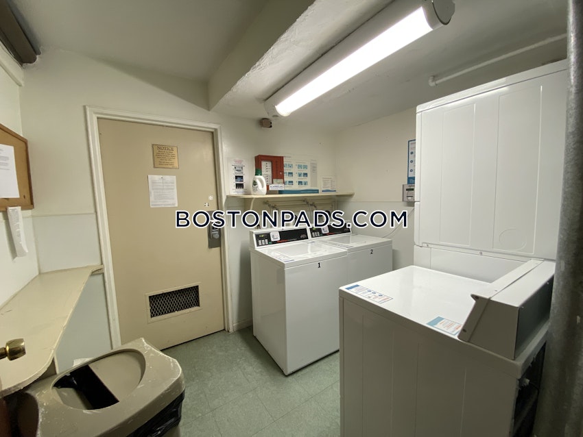 BOSTON - BRIGHTON - OAK SQUARE - 2 Beds, 1 Bath - Image 18