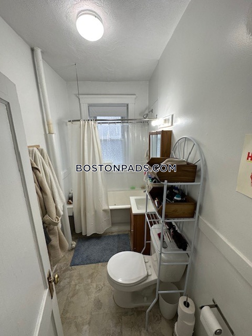 BOSTON - BRIGHTON - CLEVELAND CIRCLE - 2 Beds, 1 Bath - Image 11
