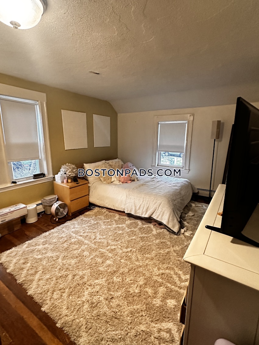 BOSTON - BRIGHTON- WASHINGTON ST./ ALLSTON ST. - 4 Beds, 2 Baths - Image 30