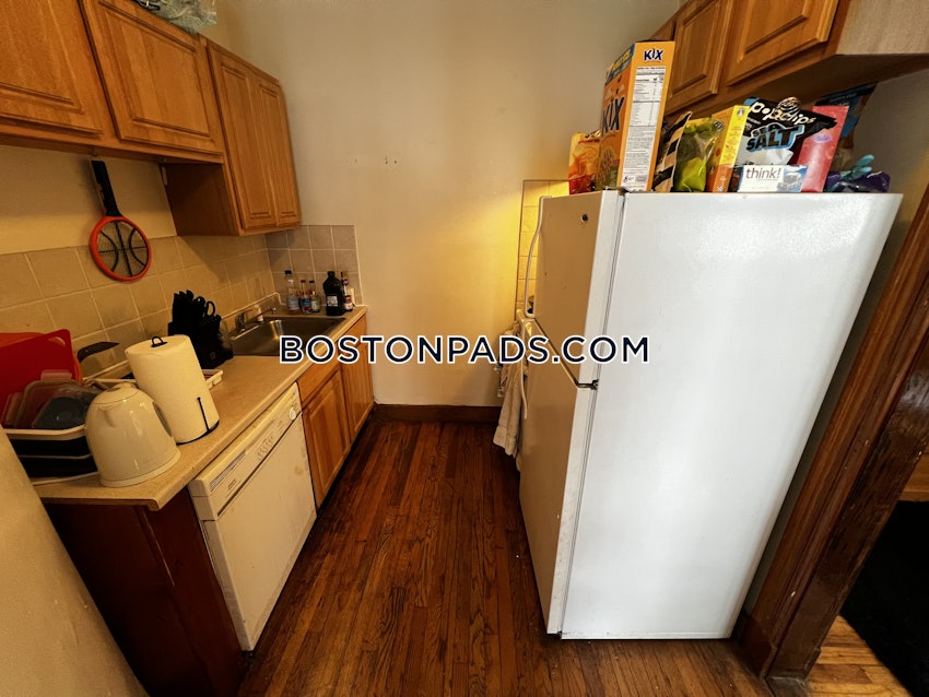 BOSTON - ALLSTON/BRIGHTON BORDER - 2 Beds, 1 Bath - Image 29