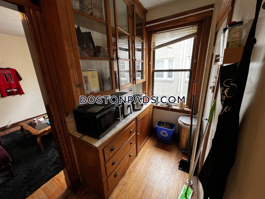 BOSTON - ALLSTON/BRIGHTON BORDER - 2 Beds, 1 Bath - Image 26