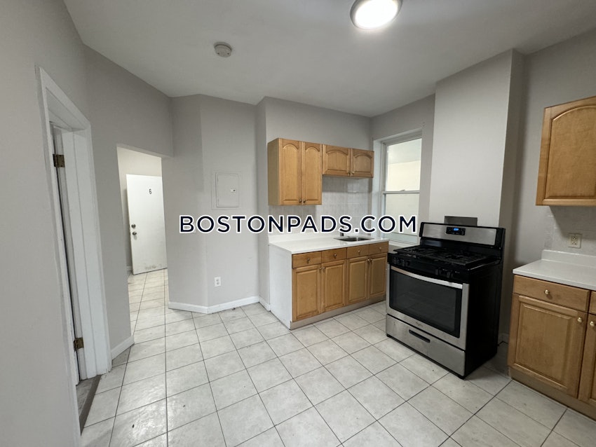 BOSTON - EAST BOSTON - MAVERICK - 2 Beds, 1 Bath - Image 3