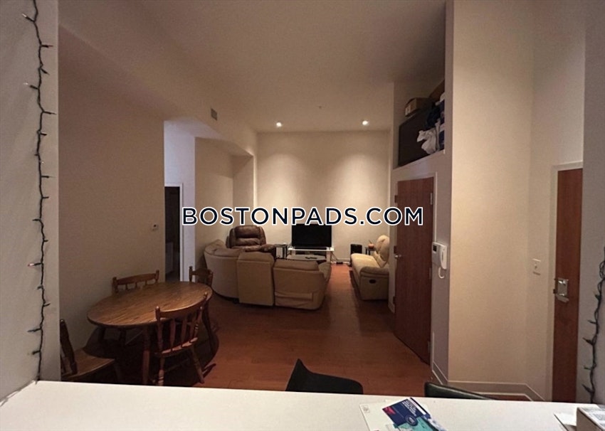 BOSTON - DOWNTOWN - 4 Beds, 4 Baths - Image 9