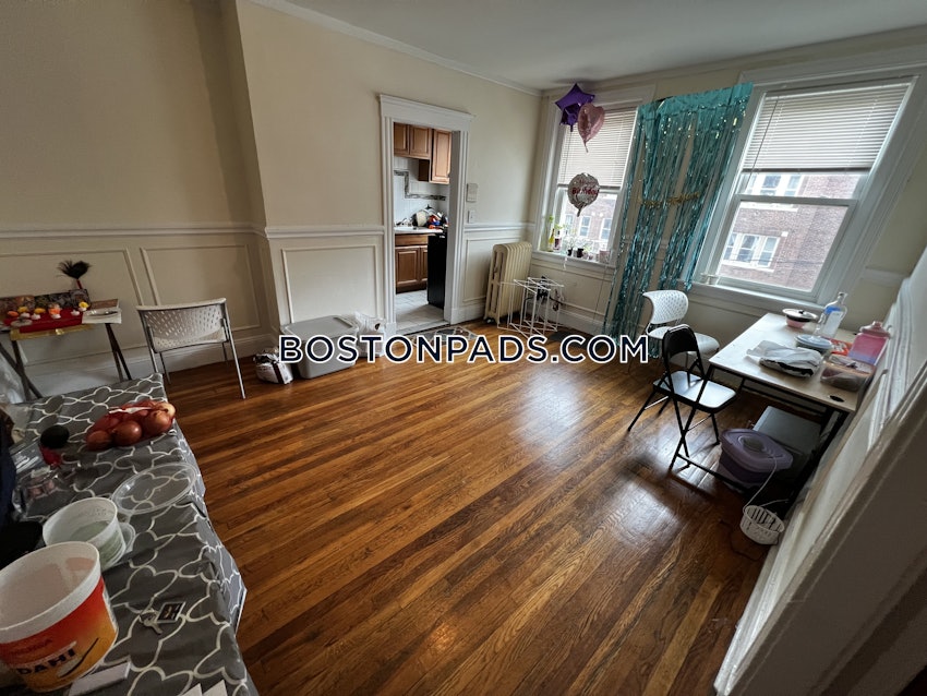 BOSTON - ALLSTON/BRIGHTON BORDER - 2 Beds, 1 Bath - Image 1