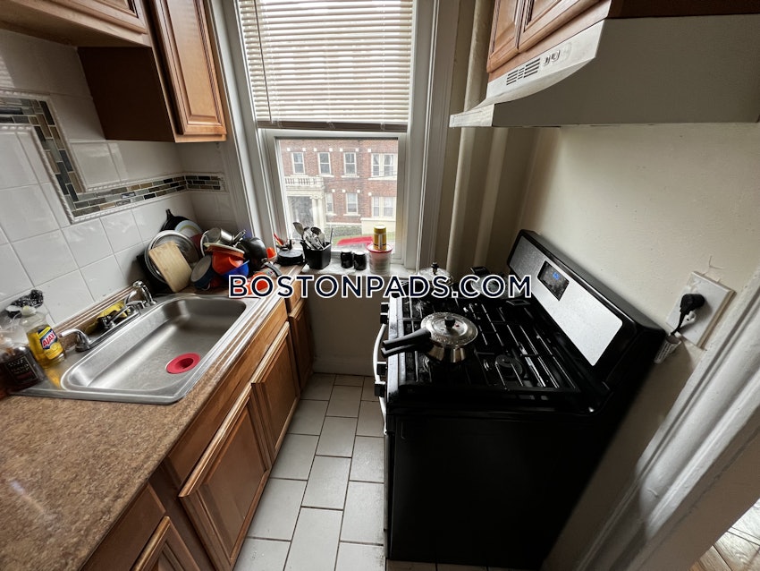 BOSTON - ALLSTON/BRIGHTON BORDER - 2 Beds, 1 Bath - Image 40