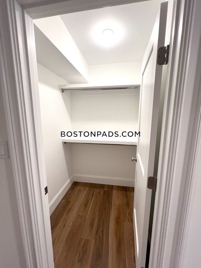 BOSTON - DORCHESTER - UPHAMS CORNER - 3 Beds, 2 Baths - Image 15