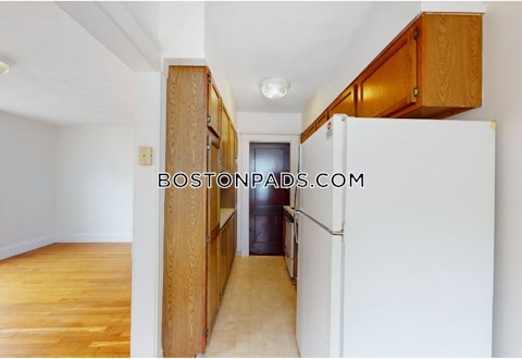 Summer St. Malden photo 5