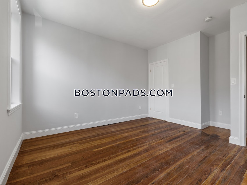 BOSTON - EAST BOSTON - JEFFRIES POINT - 4 Beds, 1 Bath - Image 15